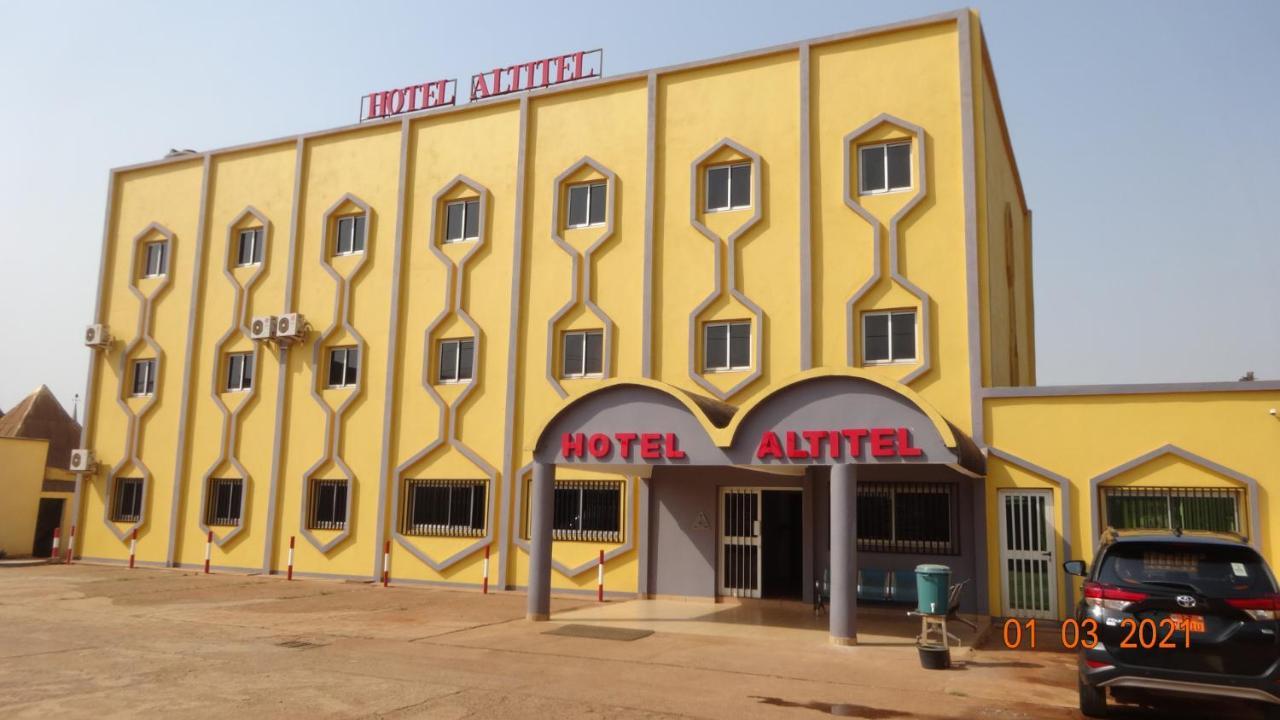 Hotel Altitel Bafoussam Eksteriør bilde