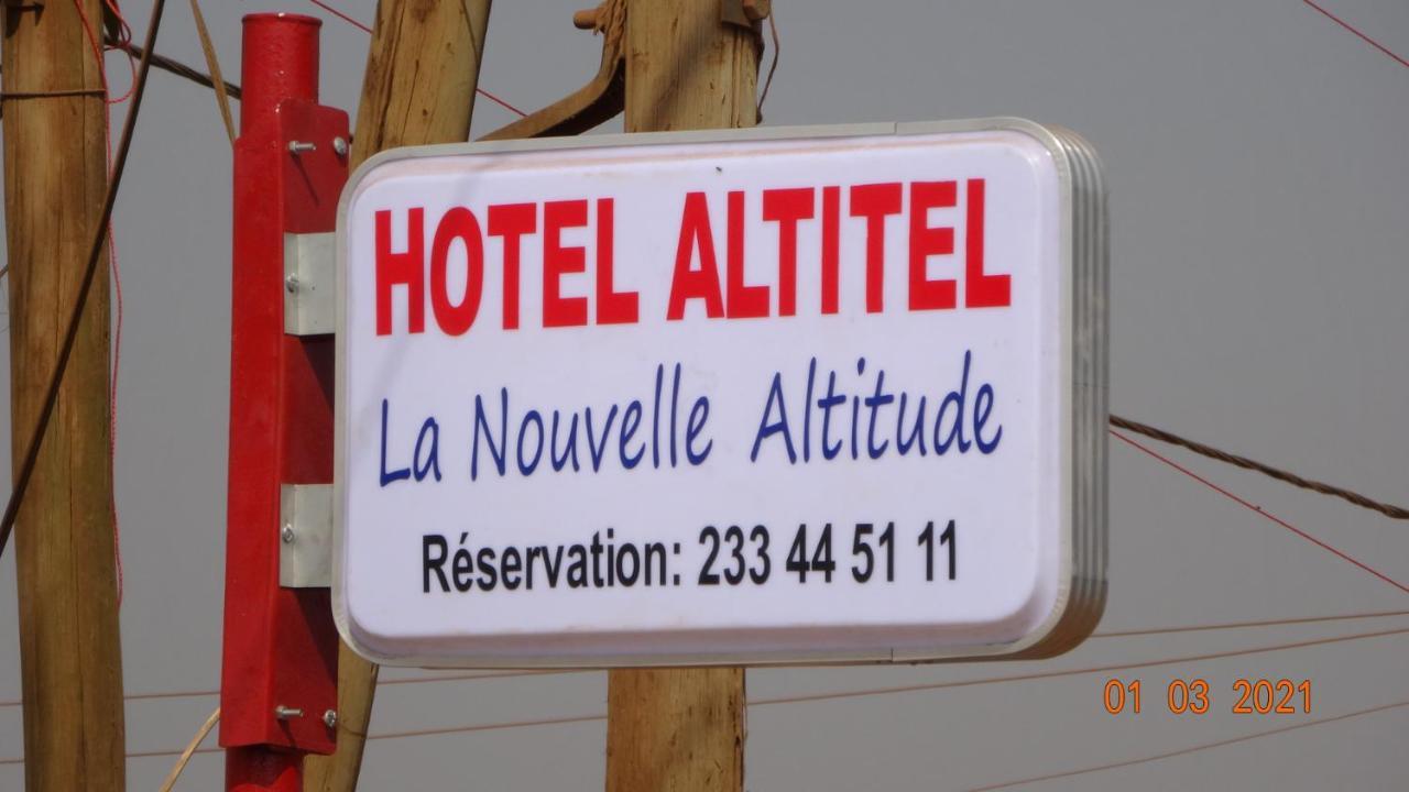 Hotel Altitel Bafoussam Eksteriør bilde