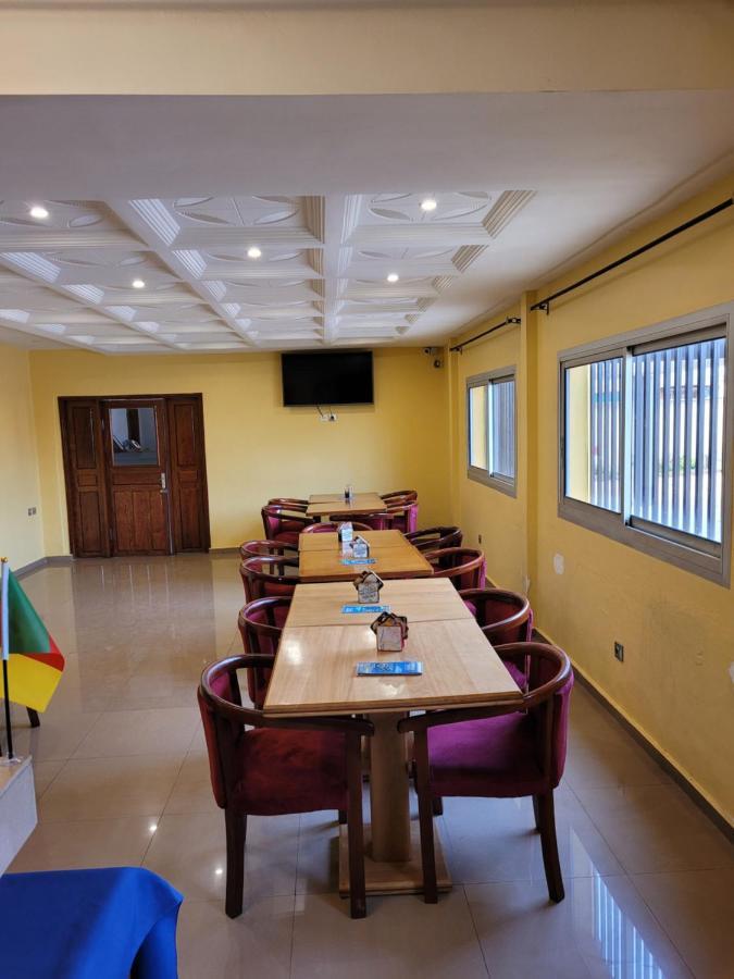 Hotel Altitel Bafoussam Eksteriør bilde
